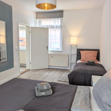 Casa Apartment Modern Vintage Flexibilitaet Pur- Perfektes Apartment Fuer Familien Und Geschaeftsreisende 5 Schlafplaetze, Vollausstattung, Amazon Prime & Parkplatz Inklusive มัคเดอบวร์ก ภายนอก รูปภาพ